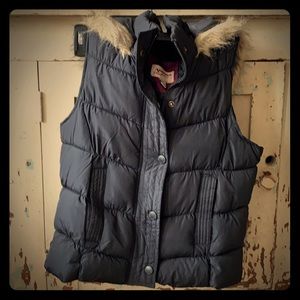 Arizona puffy black hoodie with fur trim